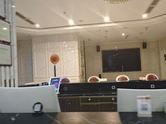 -皇马纯KTV·量贩·聚会(民治店)