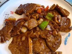 黑椒牛仔骨-松沪名灶·豆浆鱼头·新上海菜(飞航吾悦广场店)