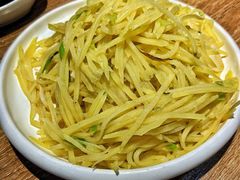 酸辣土豆丝-姥姥家春饼店(佳亿时尚广场店)