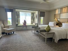 -麦哲伦丝绸度假村