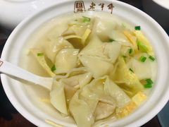 刀鱼馄饨-老半斋(福州路店)