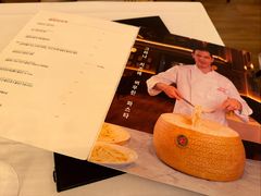 -奥斯特牛排馆(美第奇宫店)