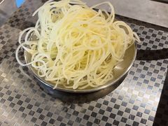 -鹿鸣山草本茶香火锅(园西路店)