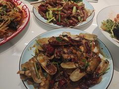 -嗨辣小聚·盘锦河蟹·海鲜烧烤龙虾(盘锦十年好店)