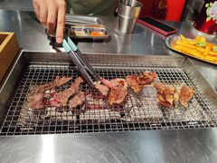 -马路牙子烧烤音乐酒馆(望京店)