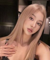 -BULB STUDIO 巴柏明星发型工作室