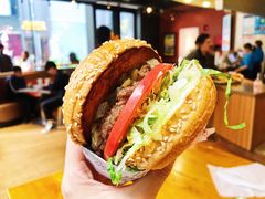 -The Habit Burger Grill 哈比特汉堡(复兴soho店)