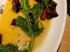 -休记光头香辣蟹干锅店(衣冠庙店)