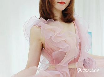早安ﾉ 你要记得那些黑暗中默默抱紧你的人，逗你笑的人