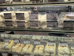 -白玉兰食品甜凤店(合生汇店)