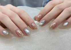 -芊屿芊浔美甲
