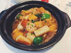 金针菇海鲜豆腐煲-曼玉餐厅(中原万达店)