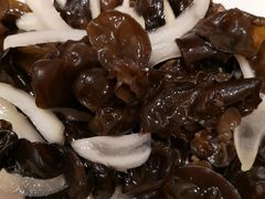 -清真吴记门钉肉饼·喜多利