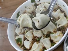 酸汤牛肉水饺-回坊马二饺子馆
