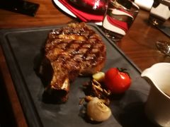 -恰餐厅及酒吧 CHAR Bar & Grill (北京丽都皇冠假日店)