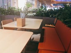 -老乡鸡(上海白玉兰广场店)