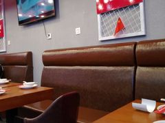 卡座-周鱼小馆石锅酸菜鱼(活力汇店)