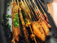 -陈员外正宗夹江烧烤(广福路店)