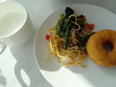 -苏州工业园区奥特莱斯亚朵酒店