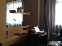 -西安赛瑞喜来登大酒店