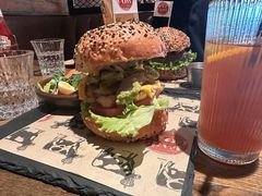 -FAT COW(虹梅路店)