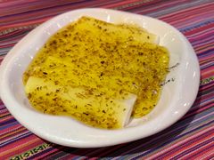 -香巴拉云南餐厅(华莱坞店)