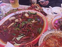 -海盗船. 龙虾烧烤. 酒馆