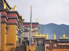 -噶丹松赞林寺