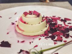 玫瑰人生-十五食吾 La Pâtisserie (海甸岛店)