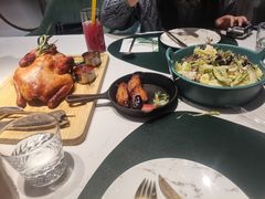 -ins森林童话餐厅coffee&bistro