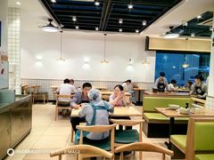 -李先生牛肉面大王(成都东站西广场店)