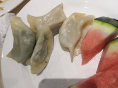 素三鲜饺子-梦航彩虹之约自助餐厅(华府天地店)