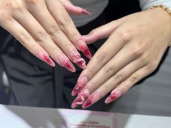 -瞧·享轻奢美甲美睫