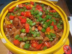 双椒牛蛙煲-多嘴超级肉蟹煲(杉杉国潮主题店)