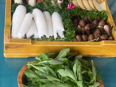 -慢丽江·云南野生菌土鸡锅(付家庄店)