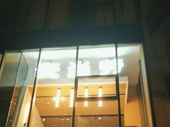 -麦当劳(展览路店)