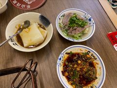 -肖四女乐山跷脚牛肉(世博源店)