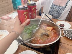 -苗伯妈酸汤火锅