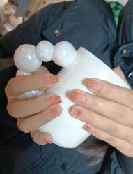 -盘子画美甲美睫美肤