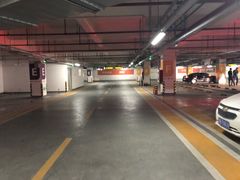 -万象城-停车场