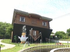 -金山农民画村-枫泾波兰倒置屋