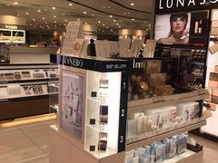 -关西国际机场直营免税店