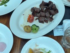 -食间牛排(湖西路店)