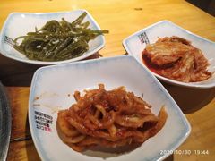 -唯成•韩国炭火烤肉 유성고기