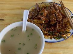 -温记府廟豆汤饭·始于1955年(海椒店)