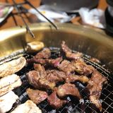 一边喝罐罐烤奶一边吃烤肉，简直要幸福到哭[流泪]好吗？