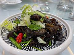-三江源美食城