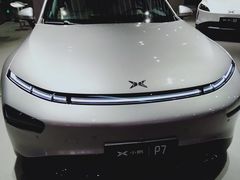 -小鹏汽车体验中心(苏州龙湖狮山天街店)
