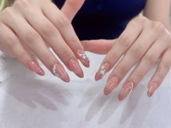 -尤米一站式美甲美睫