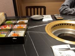 -山川小町·极番烧肉(新地假日广场店)